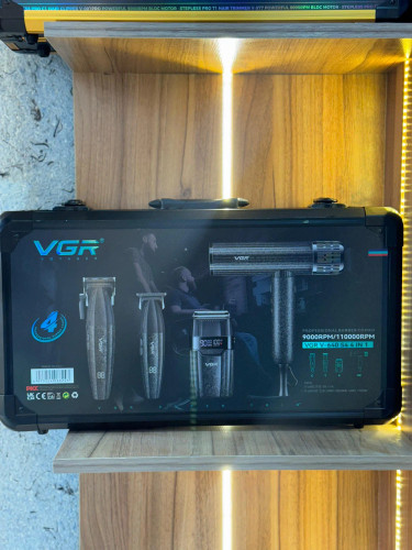 ماشین اصلاح وی جی آر مدل V640S4 ۴ در ۱