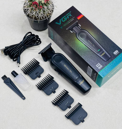 ماشین اصلاح وی جی آر مدل VGR V-995 با تیغه استیل ضد زنگ و برش مستقیم