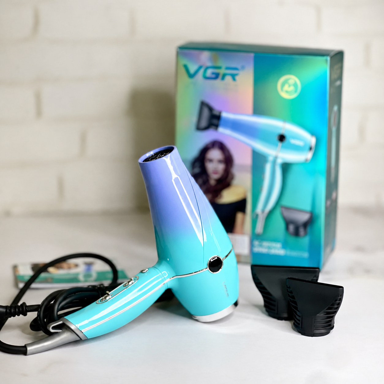 سشوار وی جی آر مدل V 452